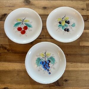 Westmoreland Vintage 1950’s Milk Glass Plates w/handpainted fruit- set of 3